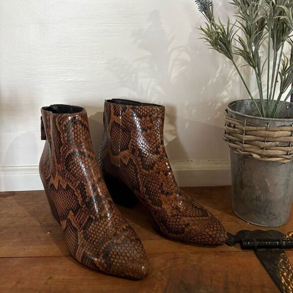 Dolce Vita Coltyn Embossed Snake Print Ankle Bootie - Picture 1 of 7